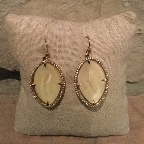 Stella & Dot Fiona Bib necklace and earrings - Picture 3 of 3